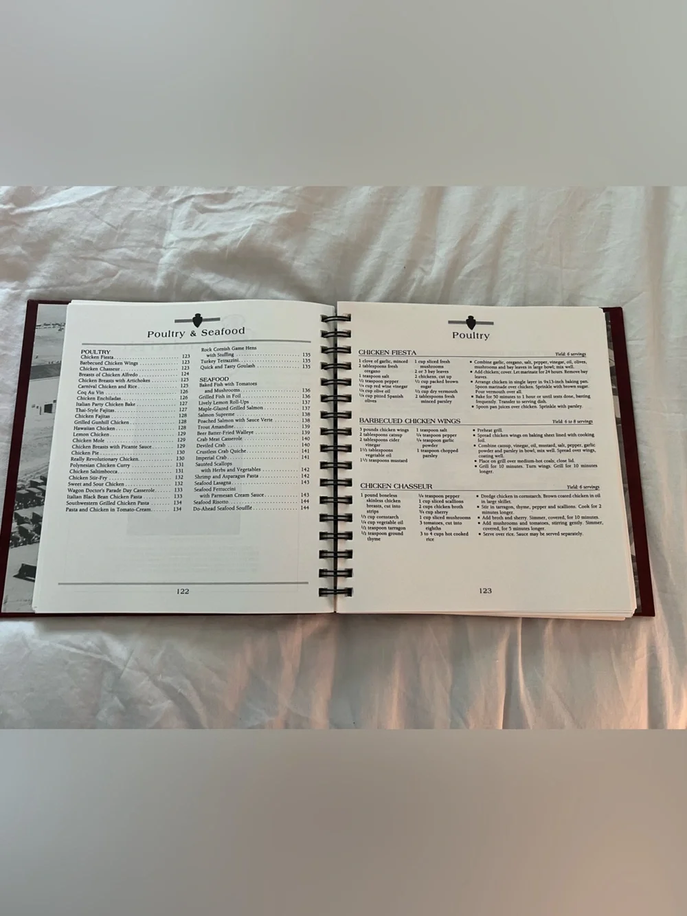 Cheyenne Frontier Days Daddy of 'Em All Cookbook Hard Cover Rings Wyoming